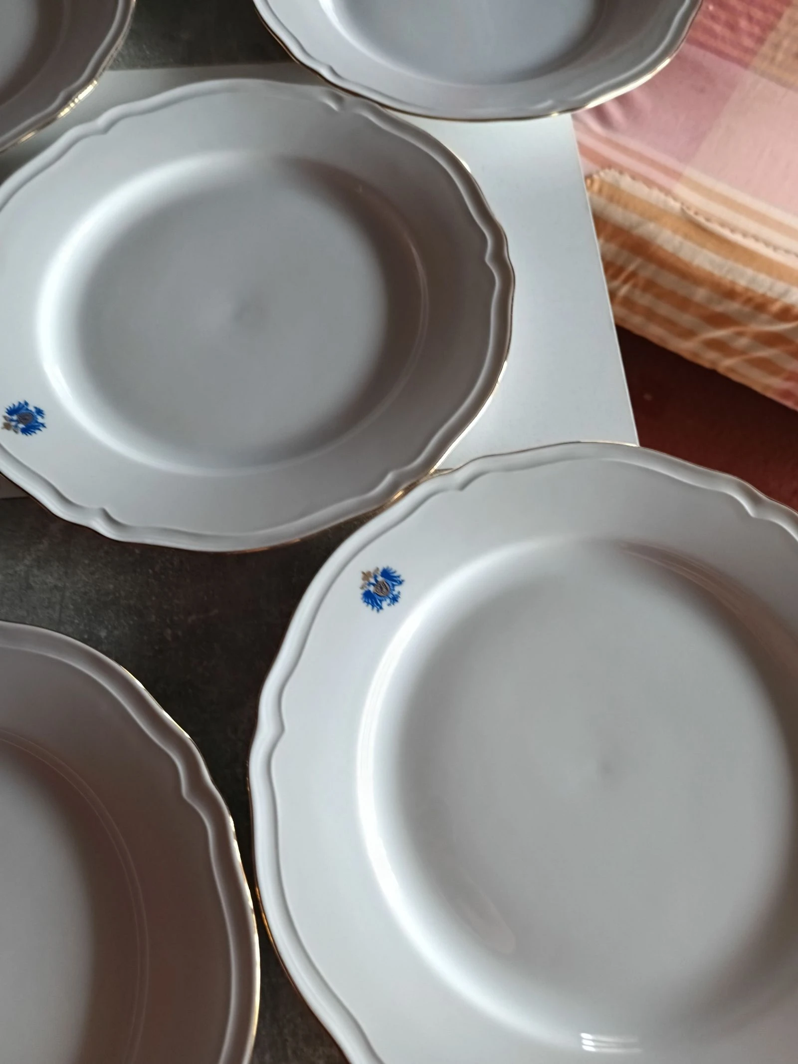 Lot of 7 fine porcelain dinner plates Royal Kent – photo 5